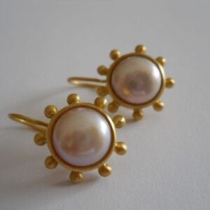 Cultured Pearl Earrings in Silver